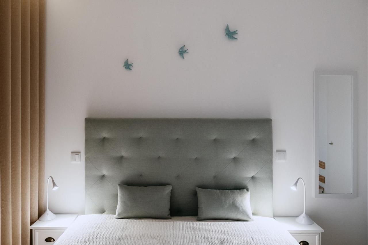 Villa Teresa Apartamentos บีลาโนวาเดกายา ภายนอก รูปภาพ