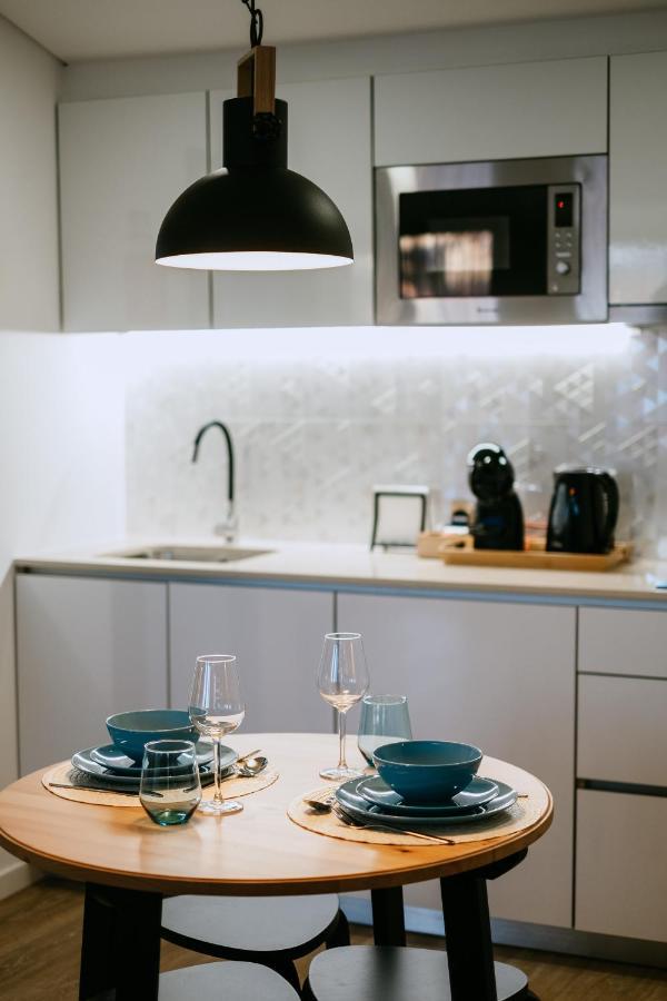 Villa Teresa Apartamentos บีลาโนวาเดกายา ภายนอก รูปภาพ