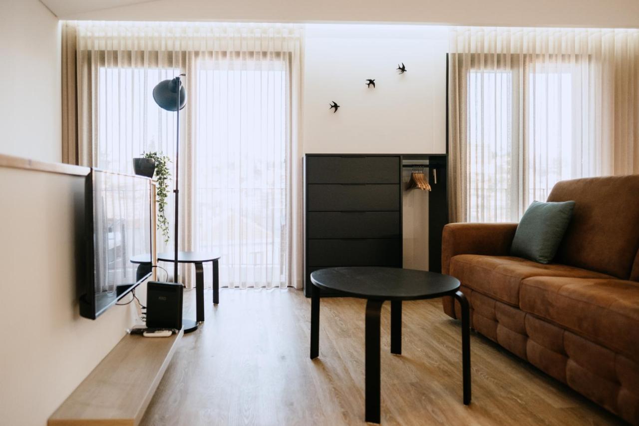 Villa Teresa Apartamentos บีลาโนวาเดกายา ภายนอก รูปภาพ